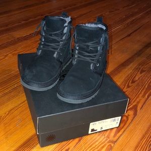 Men’s Harkley Ugg Boot (BLK)